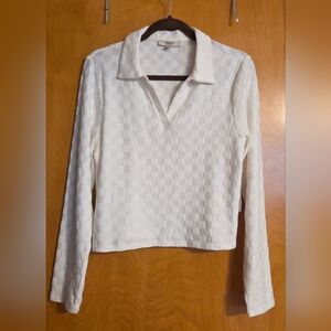 Elegant White Textured Long Sleeve Top